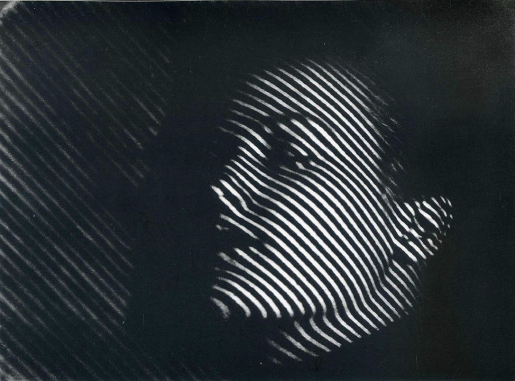 01 Man Ray